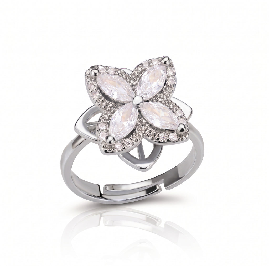 Clover Spinning Ring