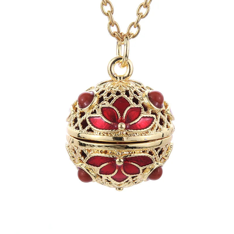 Luxury Golden Aromatherapy Necklaces Wonderful Oil Painting Open Locket Aroma Diffuser Necklace Essential Oils Perfume Necklace